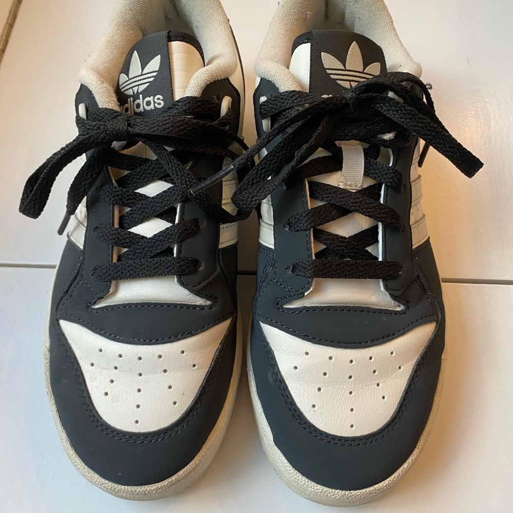 Adidas rivalry Classic Sneakers